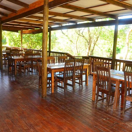 Hippo Water Front Lodge Mbombela Buitenkant foto