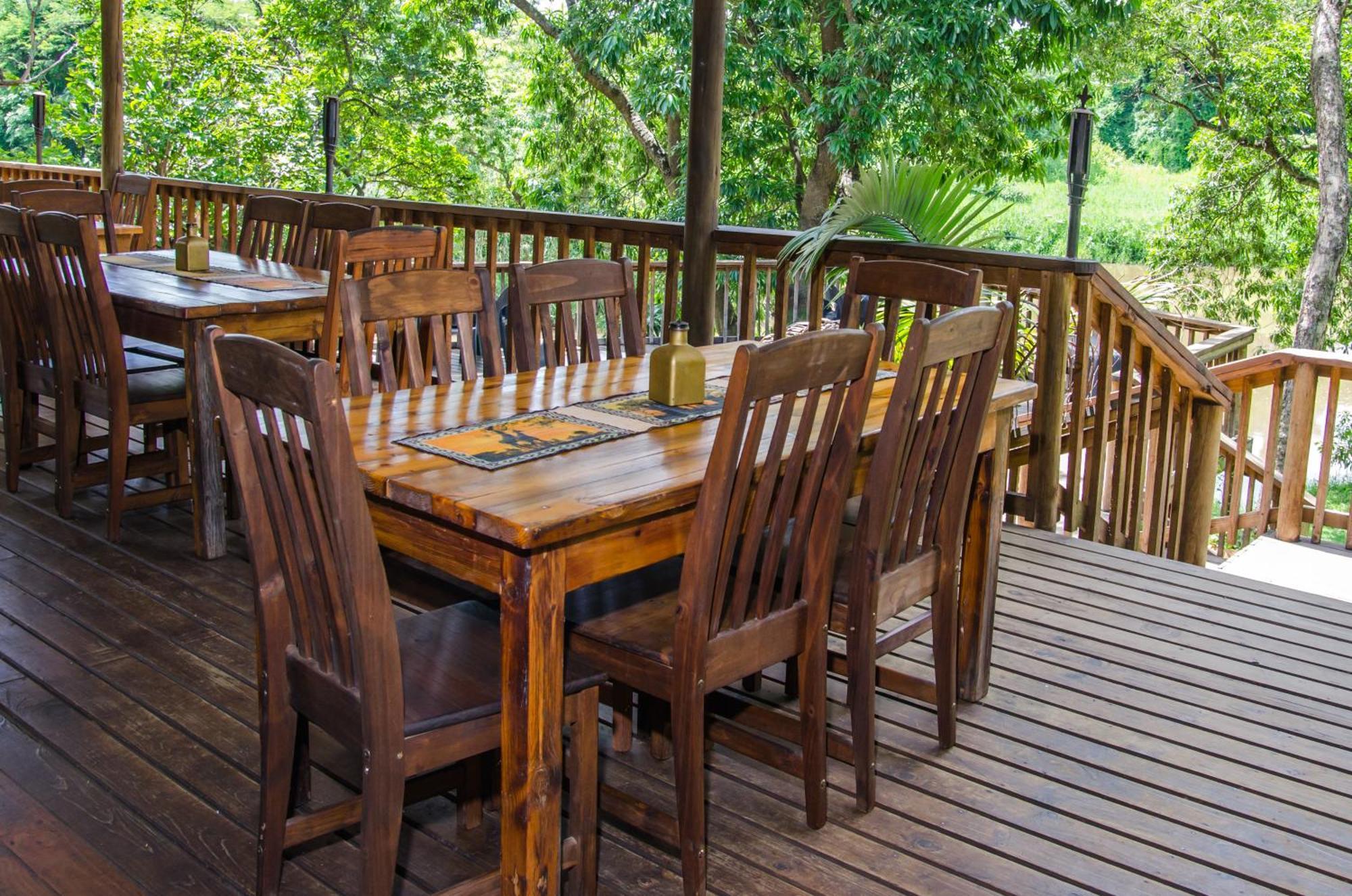 Hippo Water Front Lodge Mbombela Buitenkant foto