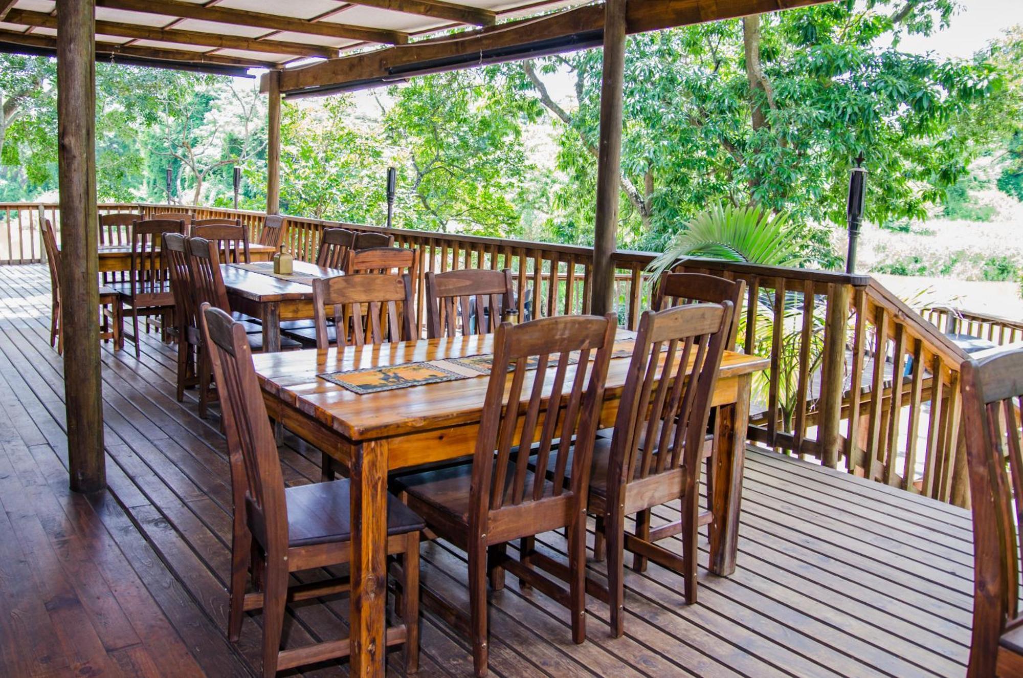 Hippo Water Front Lodge Mbombela Buitenkant foto